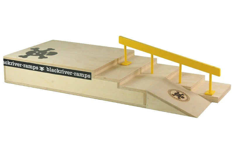 Blackriver Stairset New yellow & square rail